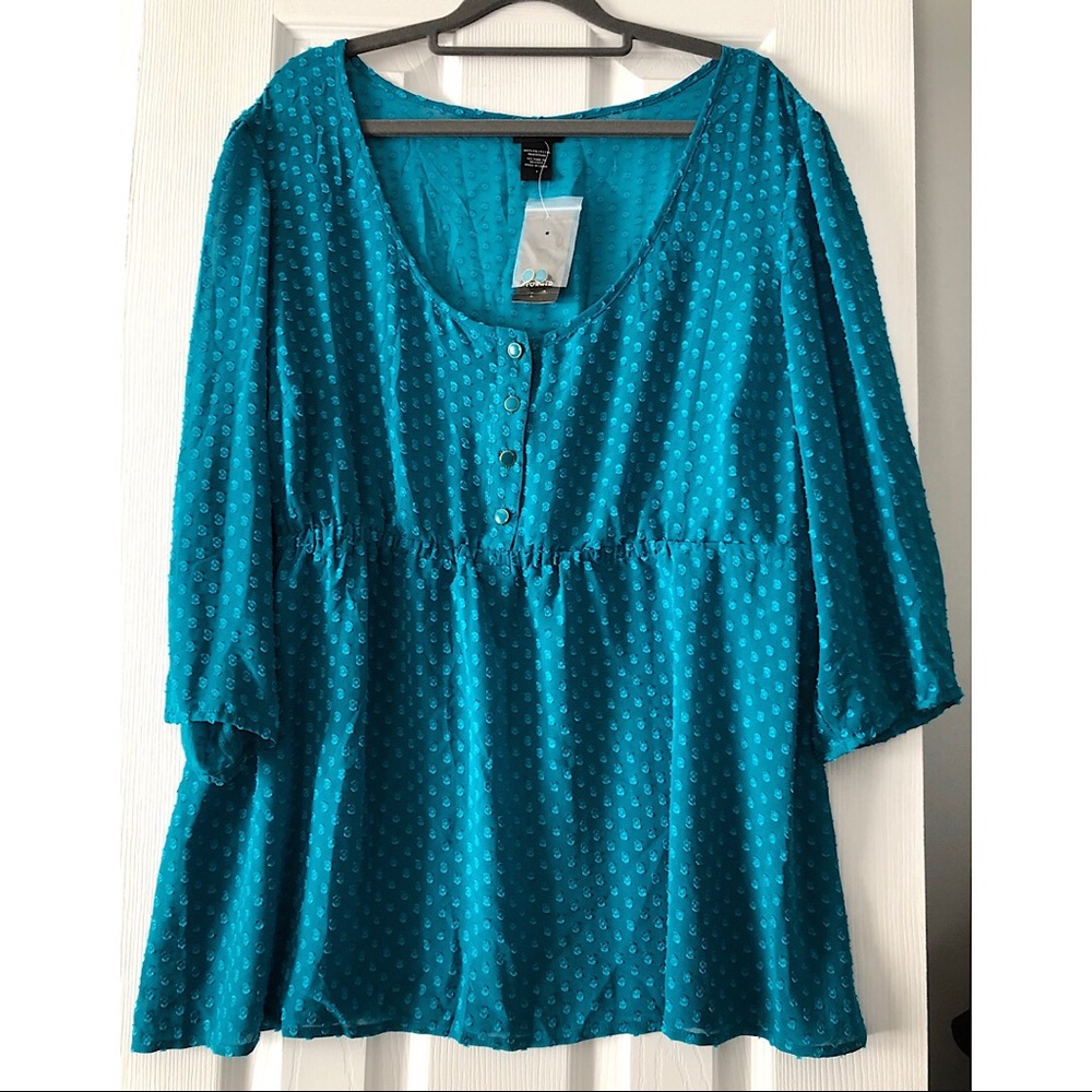 Torrid Beautiful torrid dot peplum top